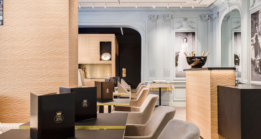 Royal Saint Honore Louvre 4* Parijs
